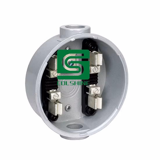 Stromzählerkasten außerhalb des Hauses, 100 A, hochwertige Steckdose